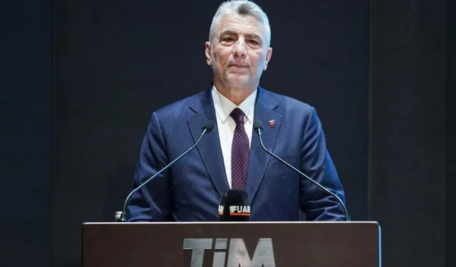 Bakan Bolat Dönüşen Dünyada İhracat Zirvesi'nin açılışında konuştu