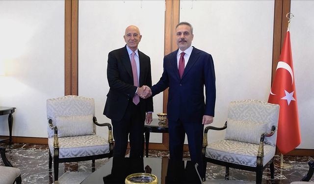 Bakan Fidan ABD'nin Ankara Büyükelçisi Barrack'ı kabul etti