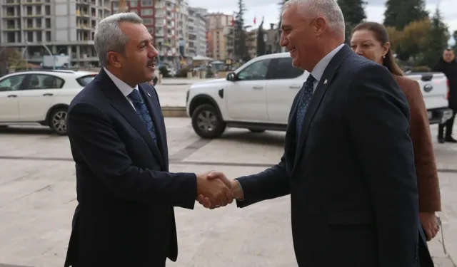 KKTC Bakanı Amcaoğlu’ndan Rize Valisi Baydaş’a ziyaret