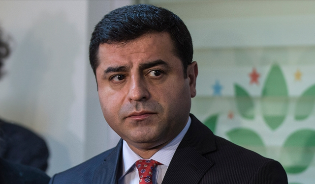 Selahattin Demirtaş’a Cumhurbaşkanına hakaret cezası