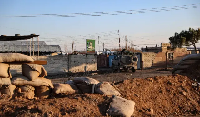 Suriye Rakka'daki Aktan Hapishanesi'ni devraldığını duyurdu