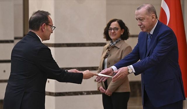 Cumhurbaşkanı Erdoğan büyükelçileri kabul etti