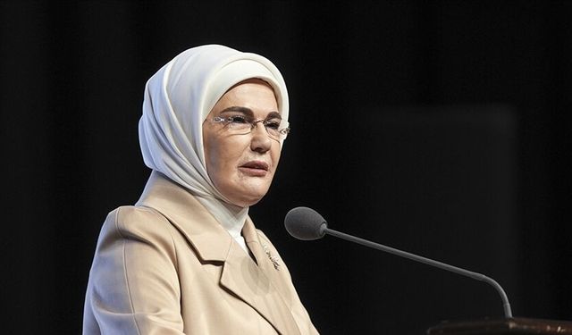 Emine Erdoğan Alev Alatlı’yı rahmetle andı