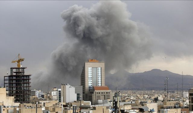 İran'ın Kirman kentindeki hava üssüne saldırıda 13 asker öldü