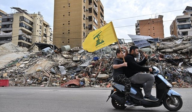 İsrail ile Lübnan arasındaki ateşkes yürürlüğe girdi