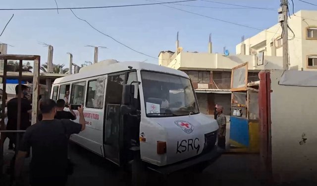 İsrail'in Gazze'den alıkoyduğu 14 Filistinliyi serbest bıraktı