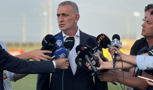 TFF Başkanı Hacıosmanoğlu, Paraguay maçı öncesi açıklamalarda bulundu