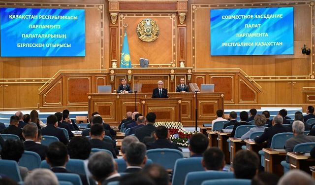 Kazakistan'da 31 yıllık çift meclisli parlamento sistemi sona erdi
