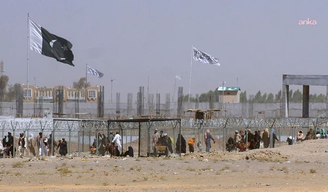 Afganistan, Pakistan'ın sınırda düzenlediği saldırıları kınadı