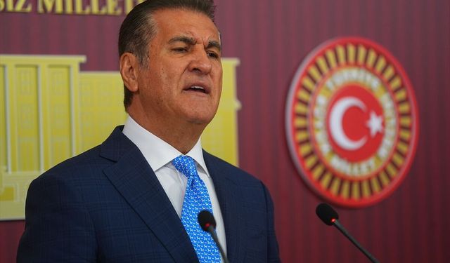 CHP'li Sarıgül, halkın Özgür Özel'in yanında olduğunu söyledi