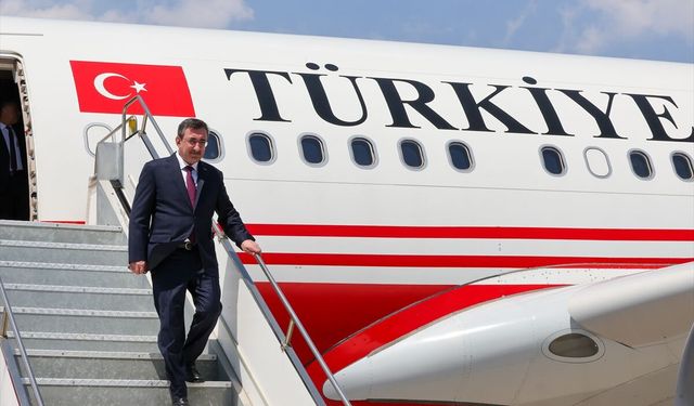 Cumhurbaşkanı Yardımcısı Yılmaz, KKTC'ye geldi