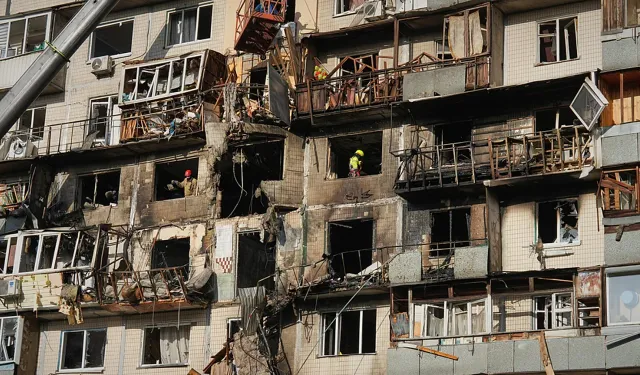 Rusya'nın Ukrayna'ya yönelik hava saldırılarında 13 kişi öldü