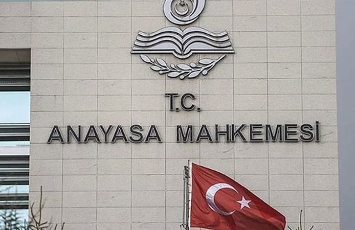 Anayasa Mahkemesi'nden emsal karar: İşten çıkarılan çalışanın ifade özgürlüğü ihlal edildi