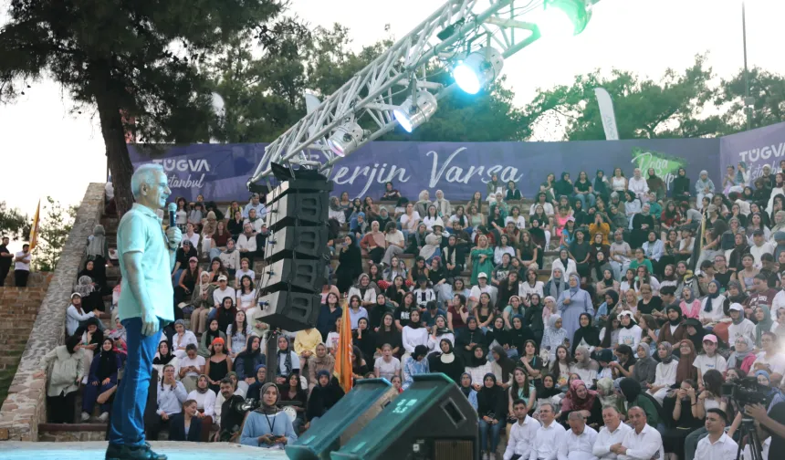 Bakan Uraloğlu Edirne’de gençlerle buluştu