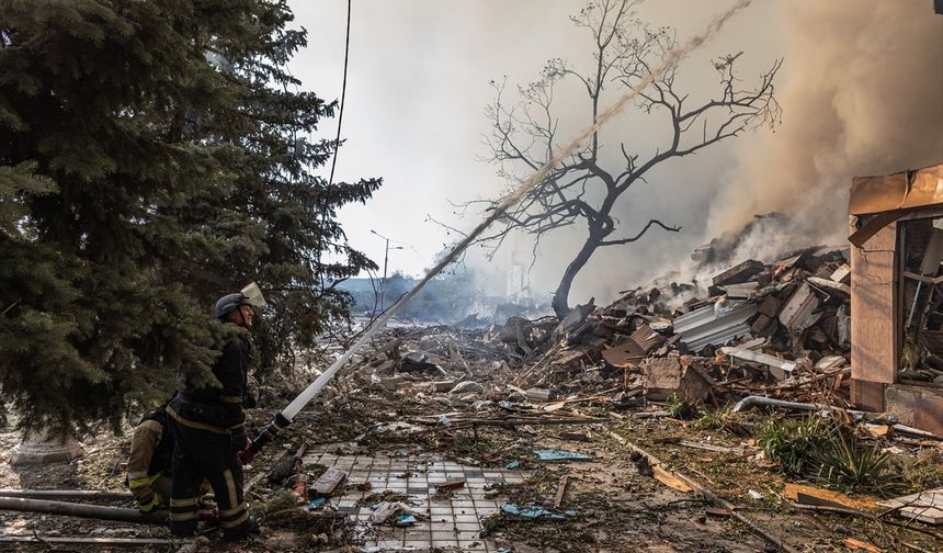 Rus ordusu 72 İHA ile Ukrayna'ya saldırı düzenledi