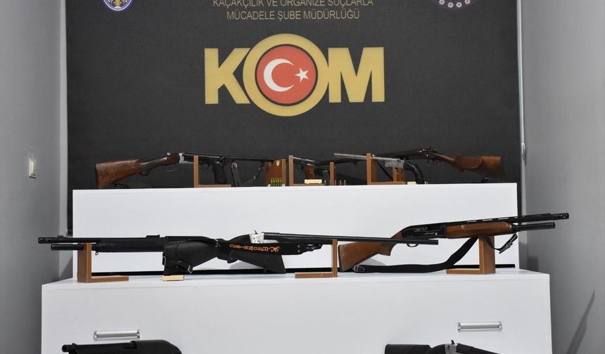 İki ilde düzenlenen kaçakçılık operasyonunda 9 zanlı yakalandı