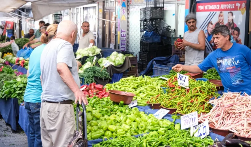 Enflasyon, aylık bazda yüzde 2,06, yıllık bazda yüzde 33,52 oldu