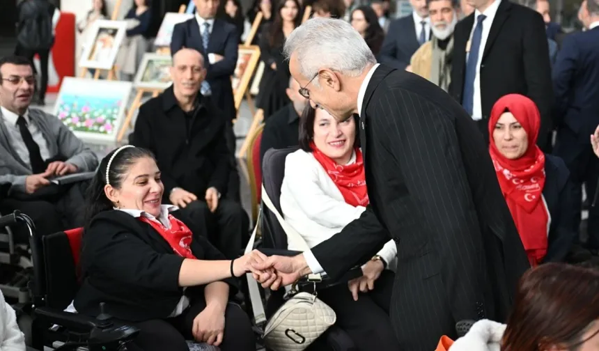 Bakan Uraloğlu Engelliler Günü etkinliğinde konuştu