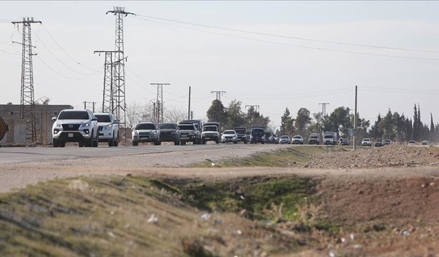 ABD heyeti YPG/SDG işgalindeki Deyr Hafir'e gitti