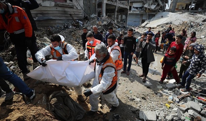 İsrail'in Gazze'ye saldırılarında can kaybı 72 bin 615'e yükseldi
