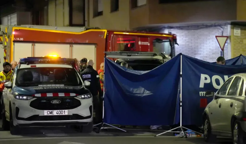 Barselona'da apartmanda çıkan yangında 5 kişi yaşamını yitirdi