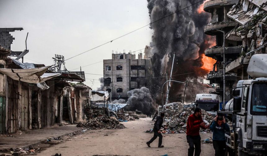 İsrail, ateşkesi ihlal ederek Gazze Şeridi'ne saldırılarını sürdürdü