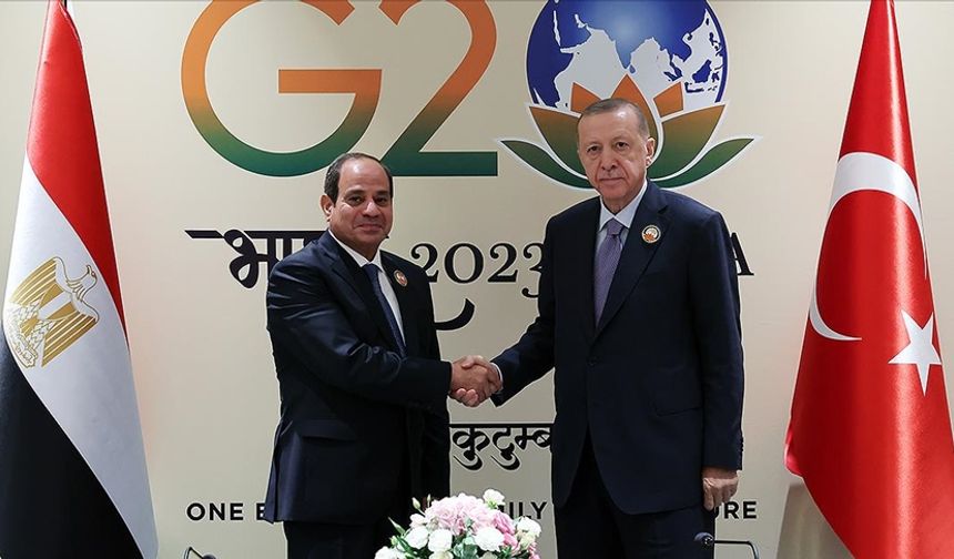 Cumhurbaşkanı Erdoğan Mısırlı mevkidaşı Sisi ile görüştü