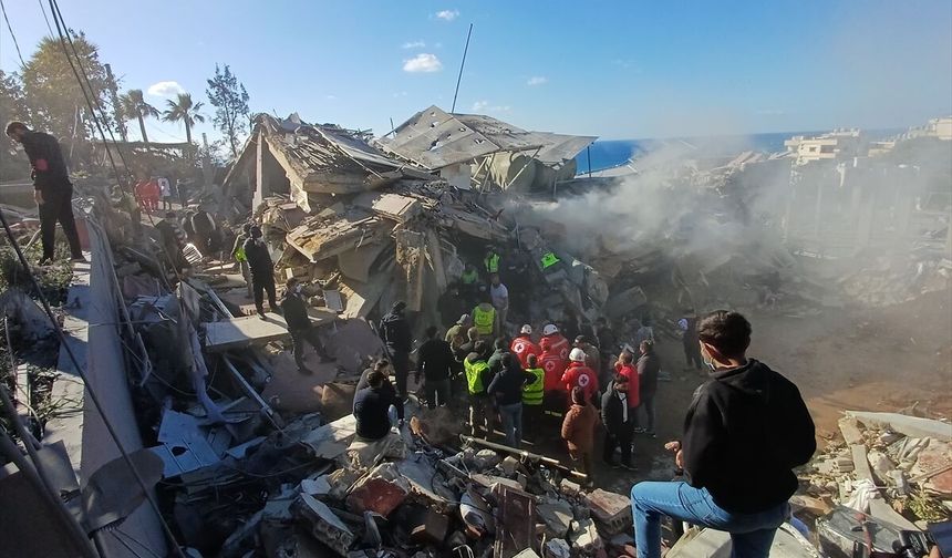 İsrail, Beyrut sahilinde 8 Lübnanlıyı öldürdü