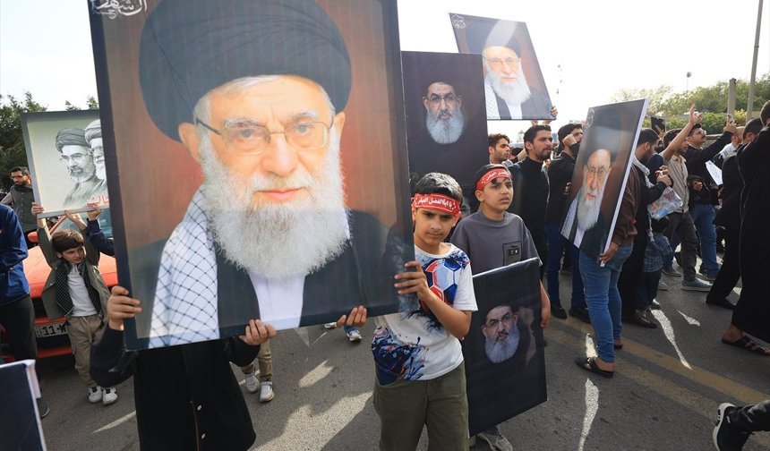 The Times'tan 'Ali Hamaney hayatta' iddiası!