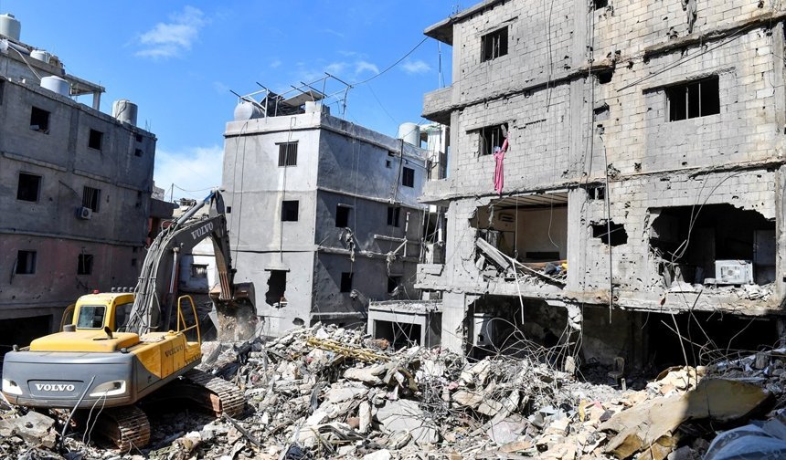 İsrail'in Lübnan'ın güneyine düzenlediği saldırılarda 5 kişi öldü