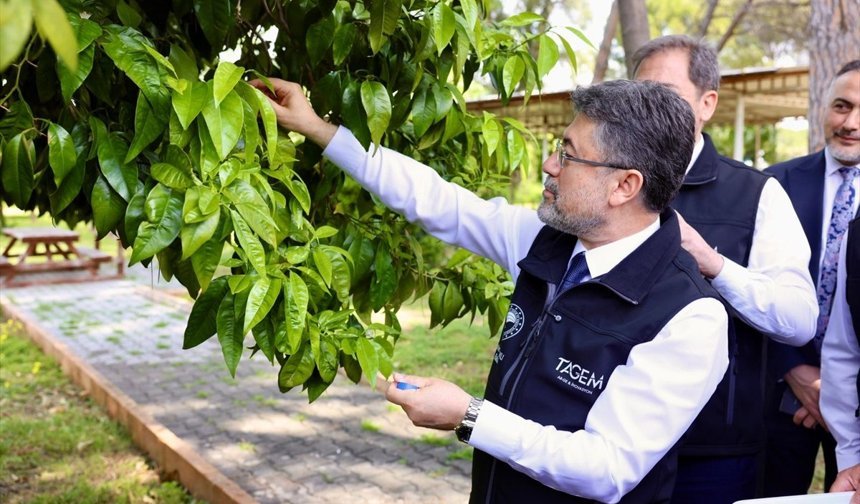 Tarım ve Orman Bakanı Yumaklı, BATEM'i ziyaretinde konuştu: