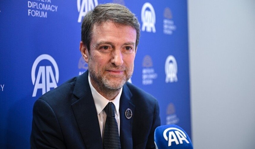 Arnavutluk Dışişleri Bakanı Hoxha'dan Türkiye ile işbirliğini artırma mesajı