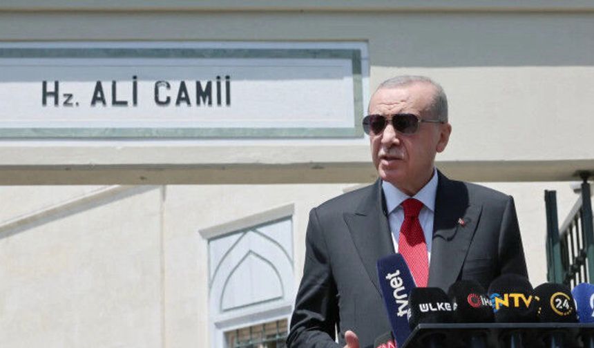 Cumhurbaşkanı Erdoğan, cuma namazını Hz. Ali Camisi'nde kıldı