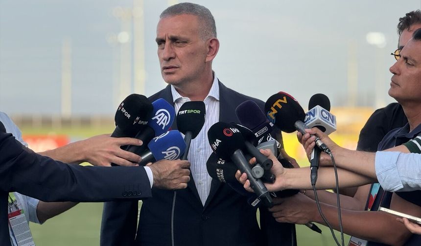 TFF Başkanı Hacıosmanoğlu, Paraguay maçı öncesi açıklamalarda bulundu