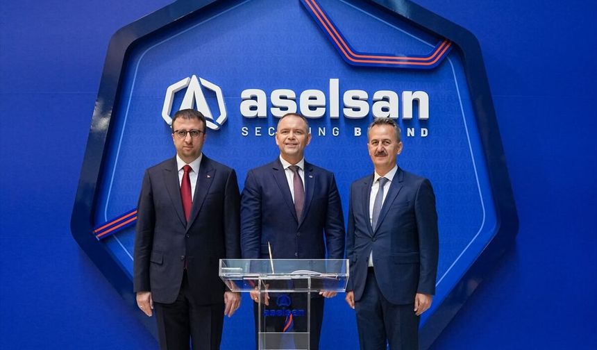 Polonya Cumhurbaşkanı Nawrocki, ASELSAN' ziyaret etti