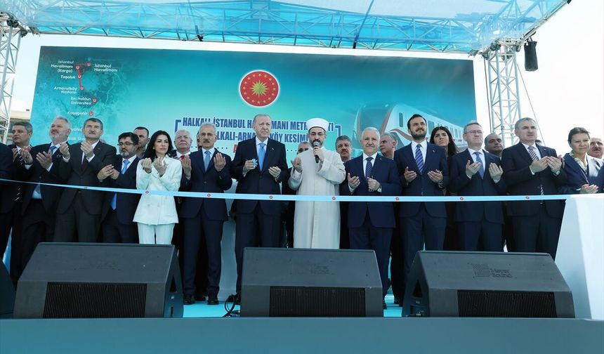 Cumhurbaşkanı Erdoğan metro açılışında konuştu
