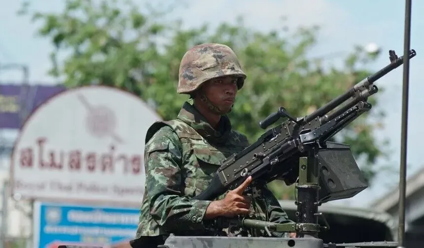 Tayland'da kontrol noktasına düzenlenen saldırıda 5 asker öldü