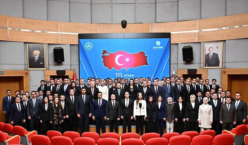 Adalet Bakanı Gürlek, kaymakam adaylarıyla bir araya geldi