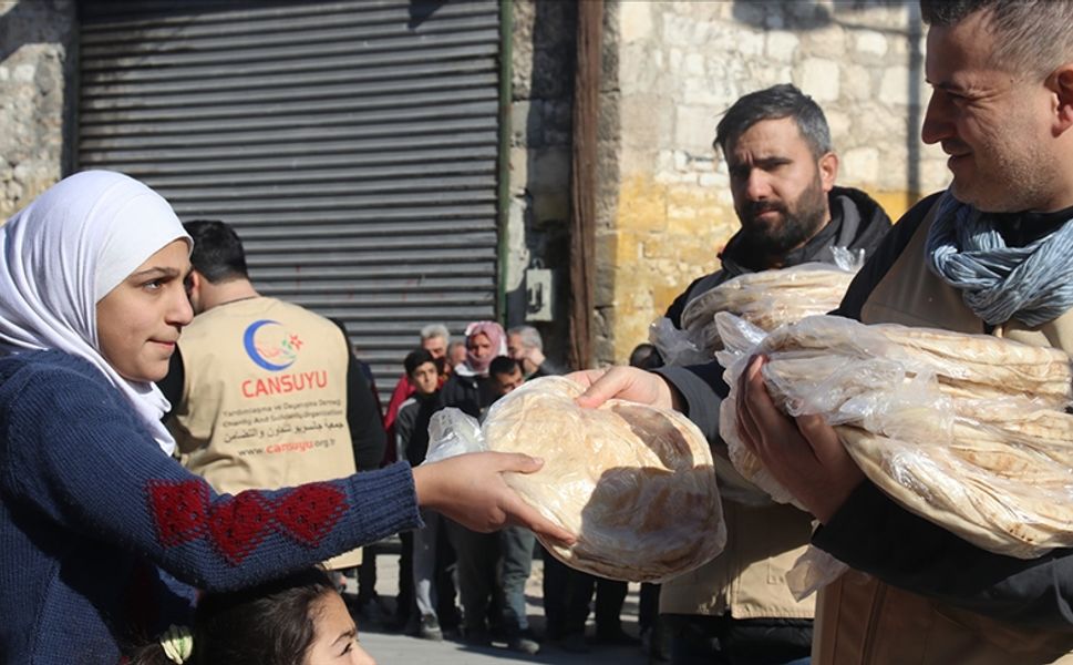 Cansuyu Derneği, Suriye'de insani yardım faaliyetlerini sürdürüyor